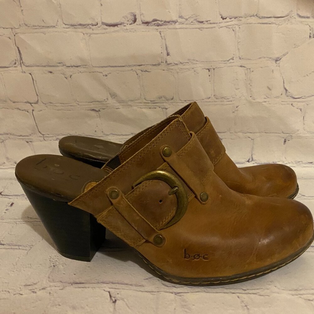 BOC Born Concept JOY Distressed Brown Leather  Clogs Buckle Size 7/38